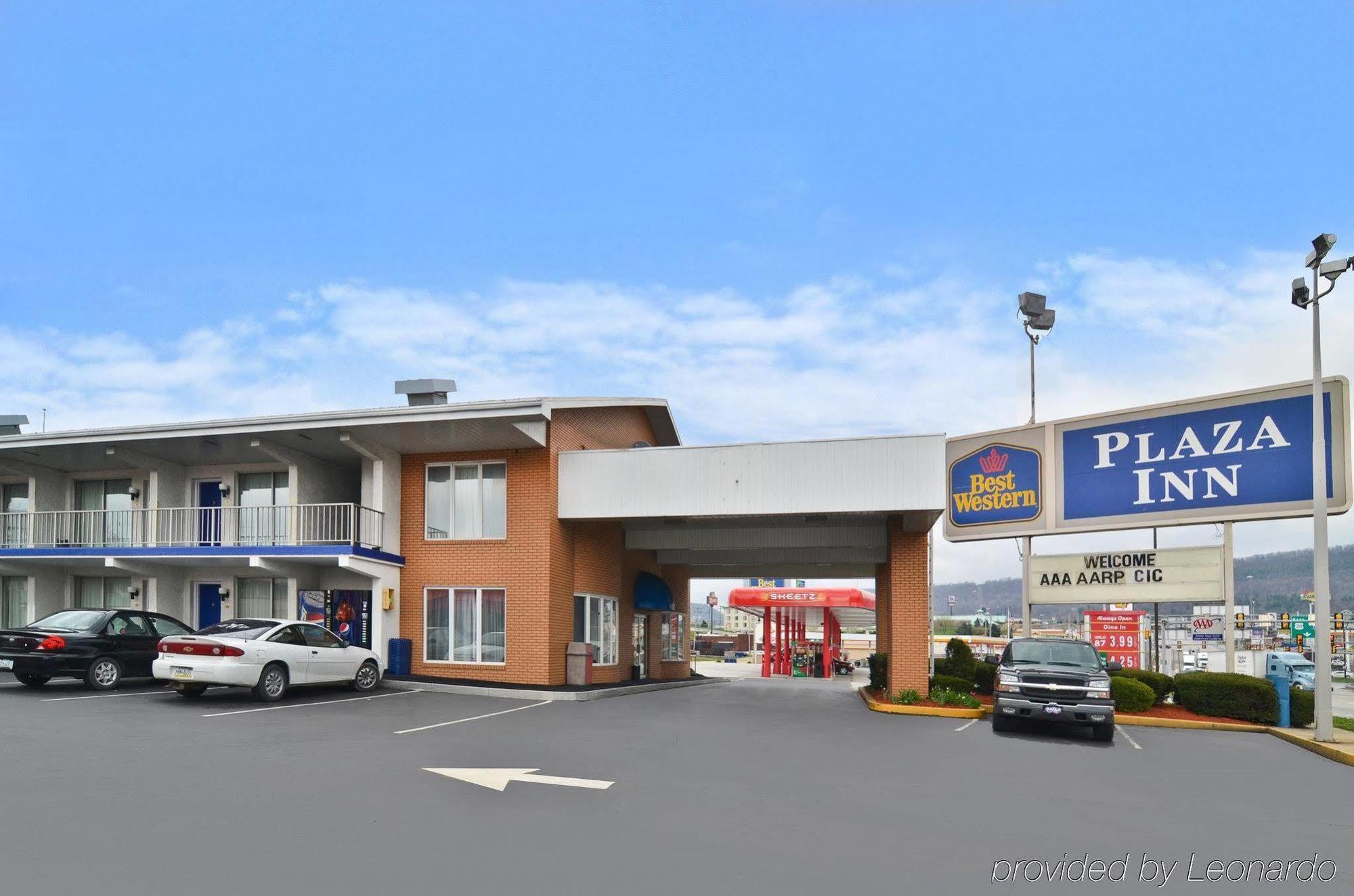 Days Inn By Wyndham Breezewood Exterior photo